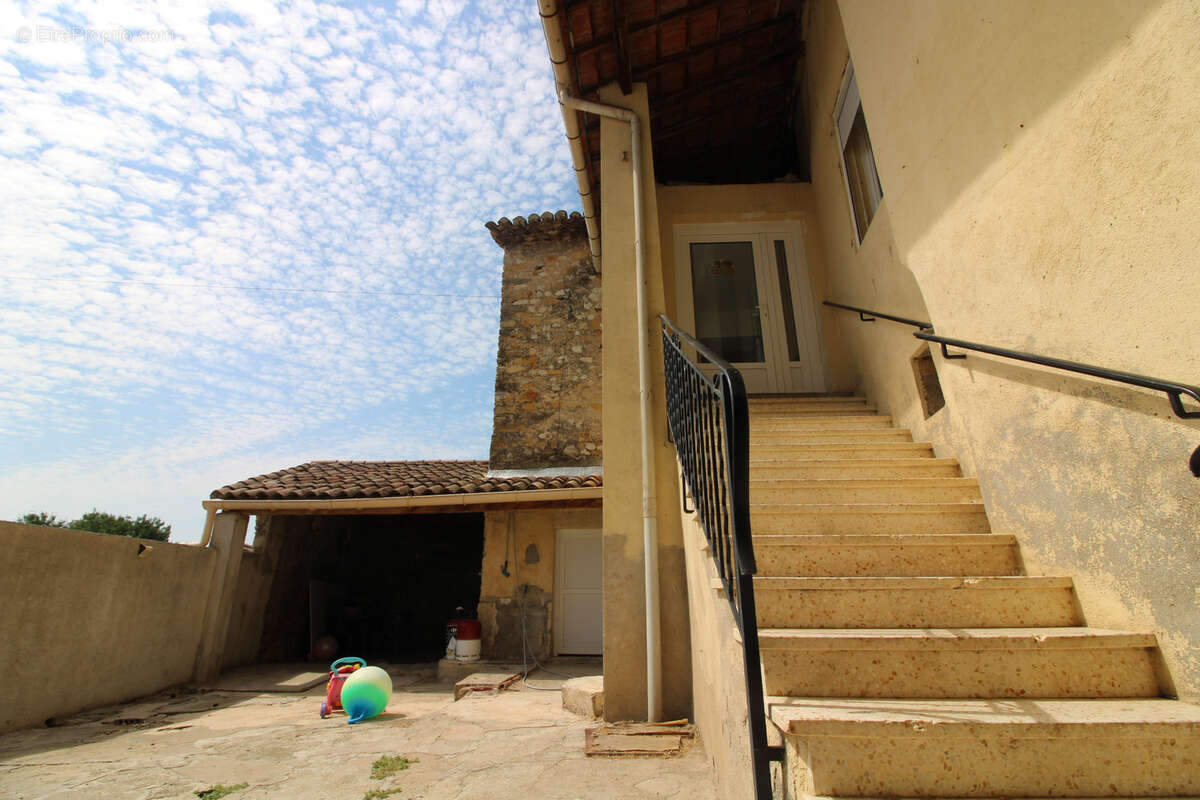 Maison à ROUSSON