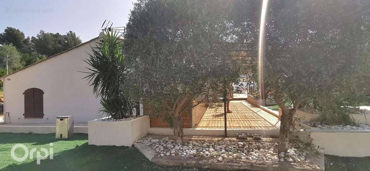 Maison à LA CADIERE-D'AZUR