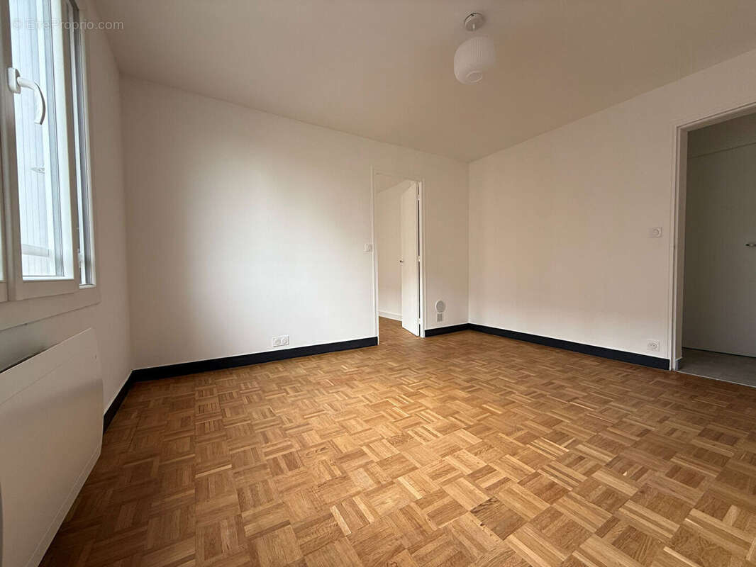 Appartement à MONTROUGE