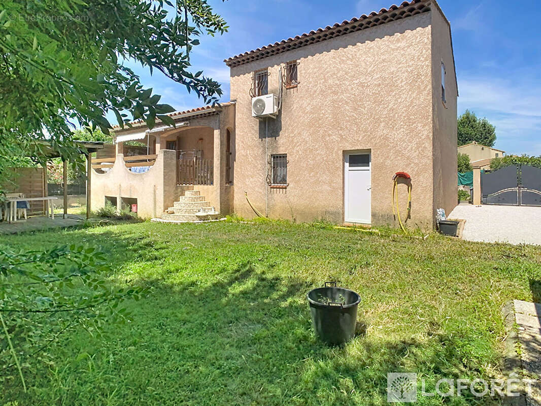 Maison Marignane 5 pièce(s) 98.17 m2 - photo 3