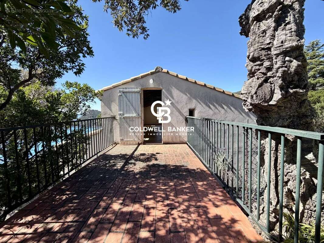 Maison à RAYOL-CANADEL-SUR-MER