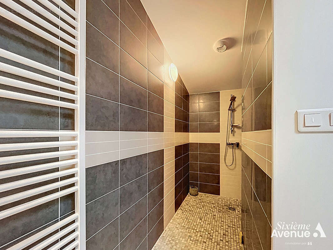 Maison à SAINT-SYMPHORIEN-D'OZON