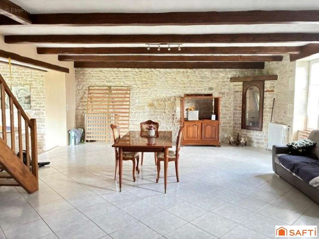 Photo 4 - Maison à L'ILE-D'ELLE