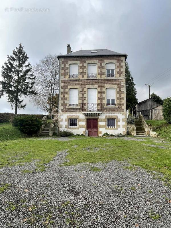 Maison à PRE-EN-PAIL