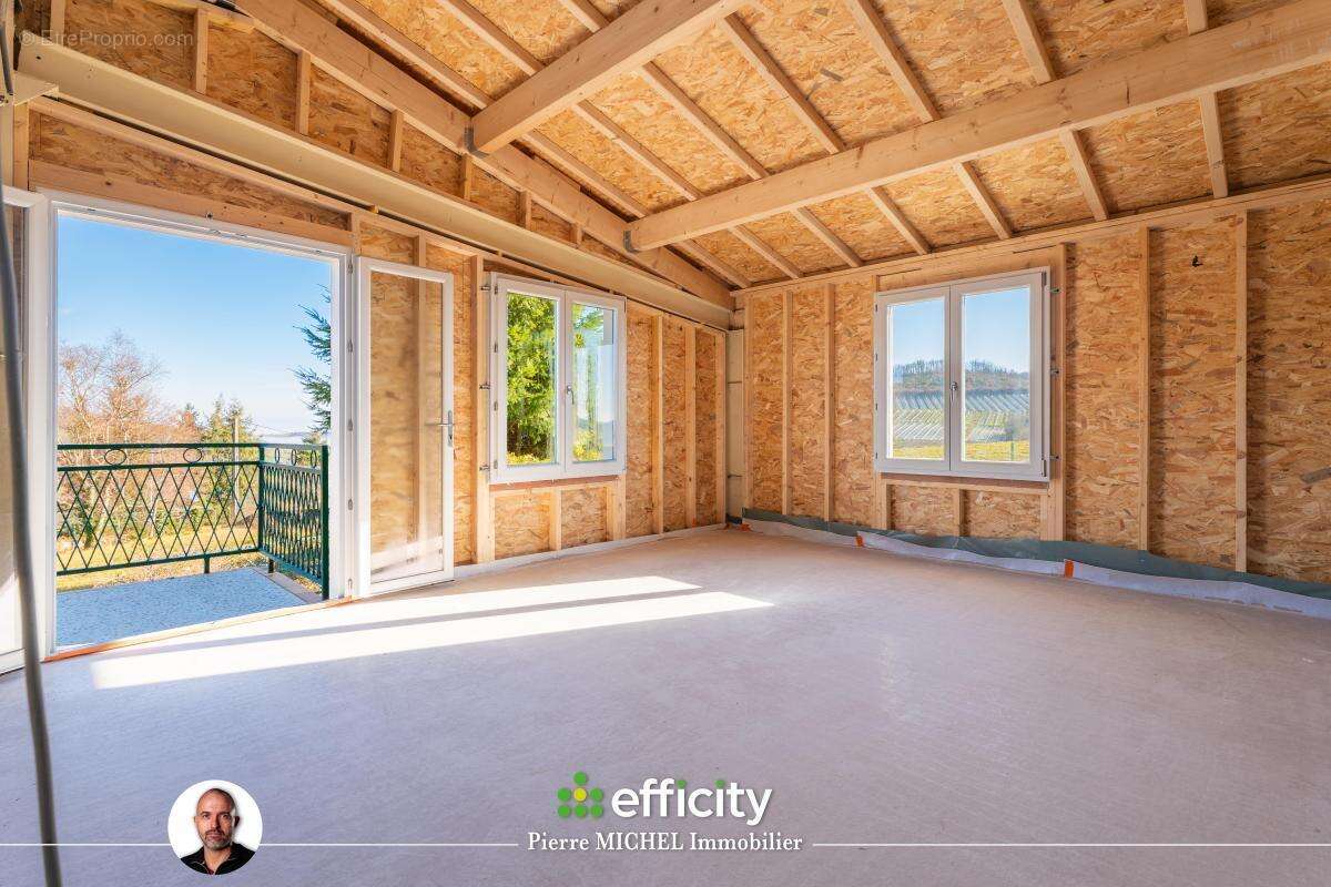 Appartement à MONTROTTIER