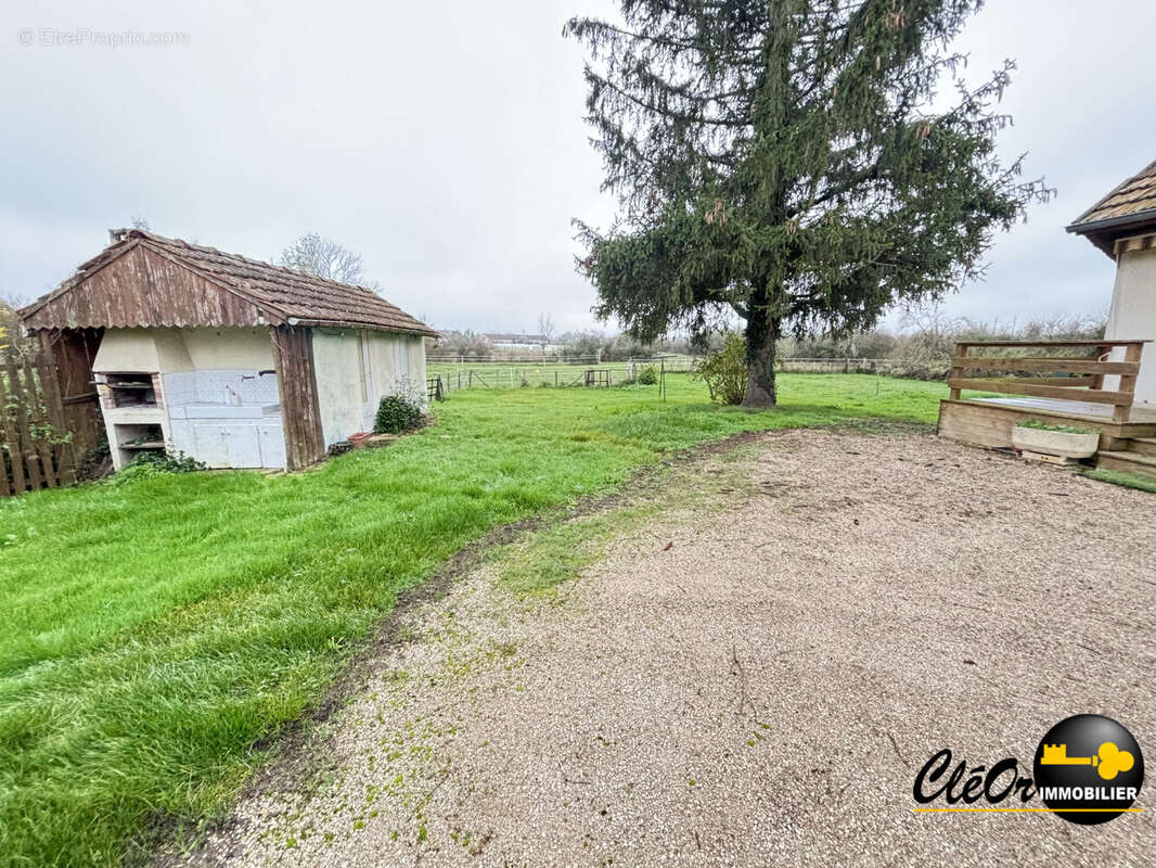 Maison 254 m² à Navilly  - photo 8