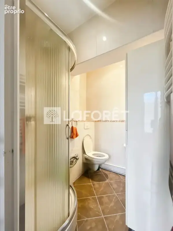 CHARENTONNEAU - Local commercial - photo 6
