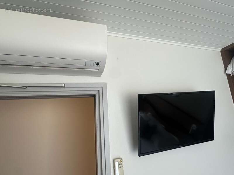 Commerce à AIGUEBELETTE-LE-LAC