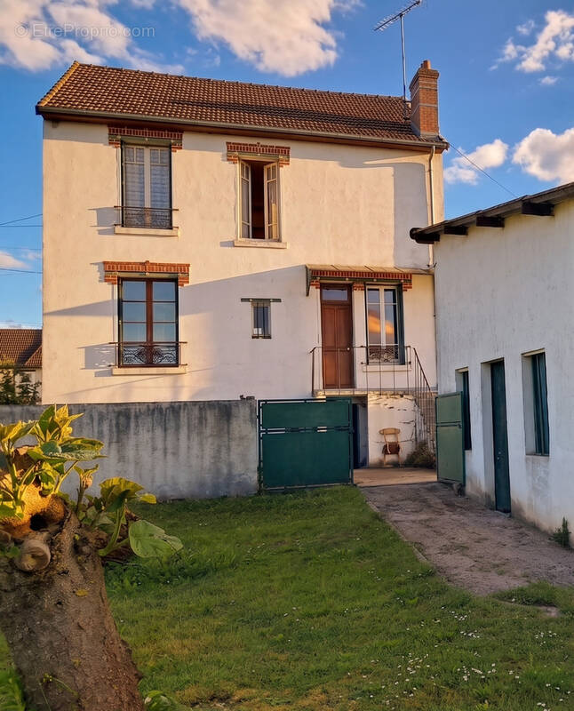 Maison à BEAULIEU-SUR-LOIRE