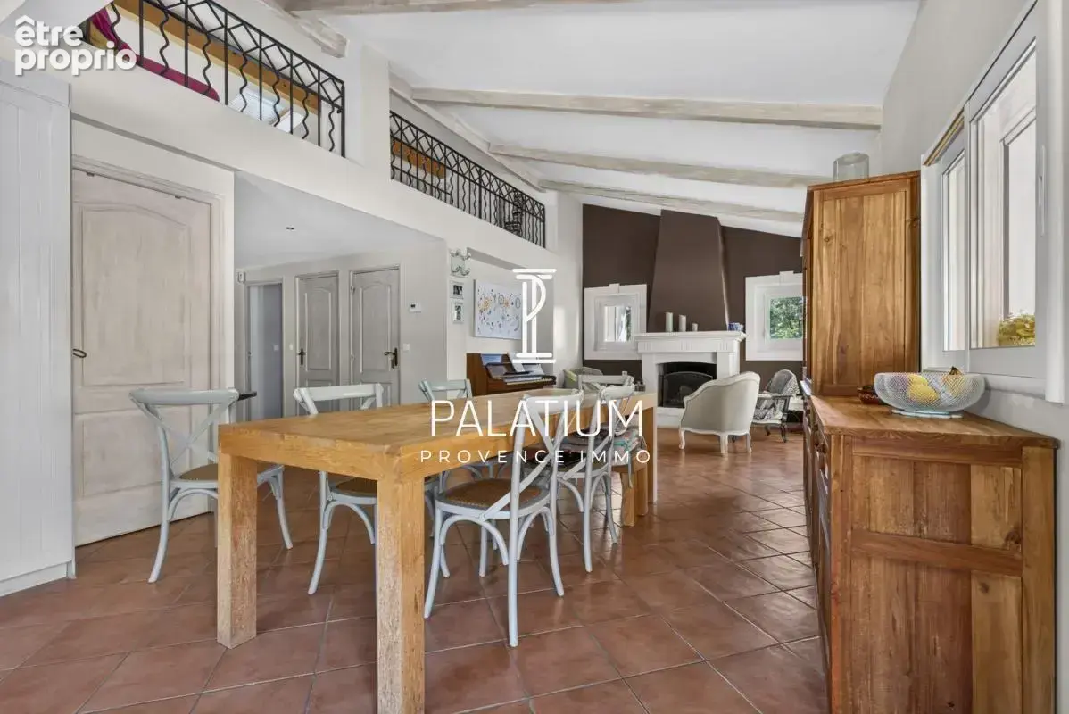 Propriété provençale de 209 m² – Environnement calme et verdoyant, Ventabren - photo 12