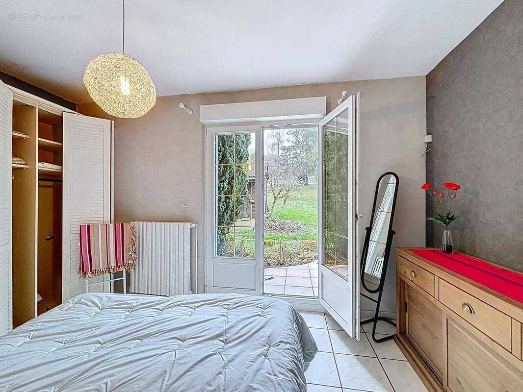 Photo 2 - Maison à NORROY-LE-VENEUR