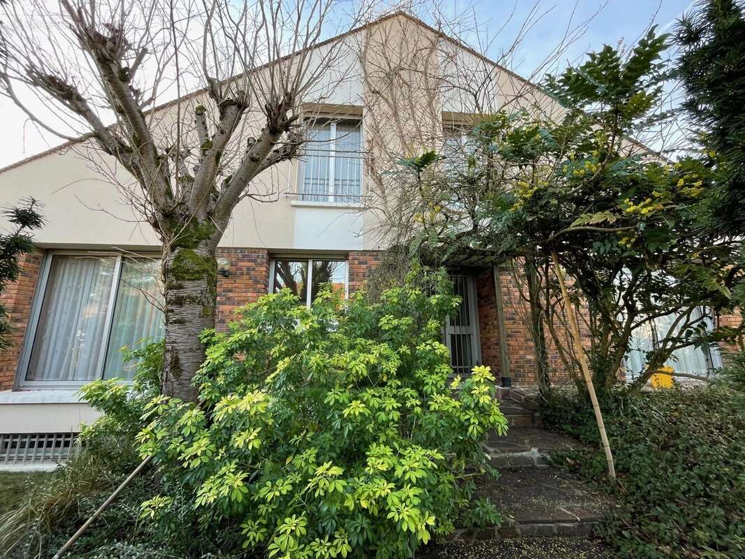 Maison à SUCY-EN-BRIE