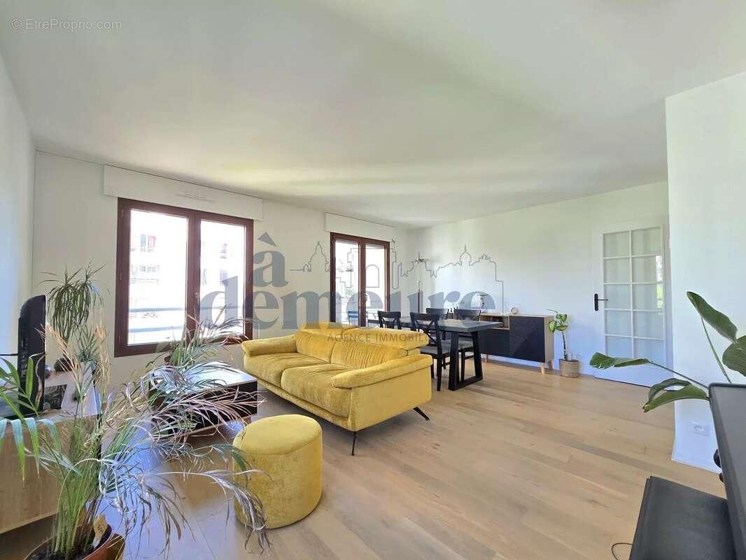 Appartement à ISSY-LES-MOULINEAUX