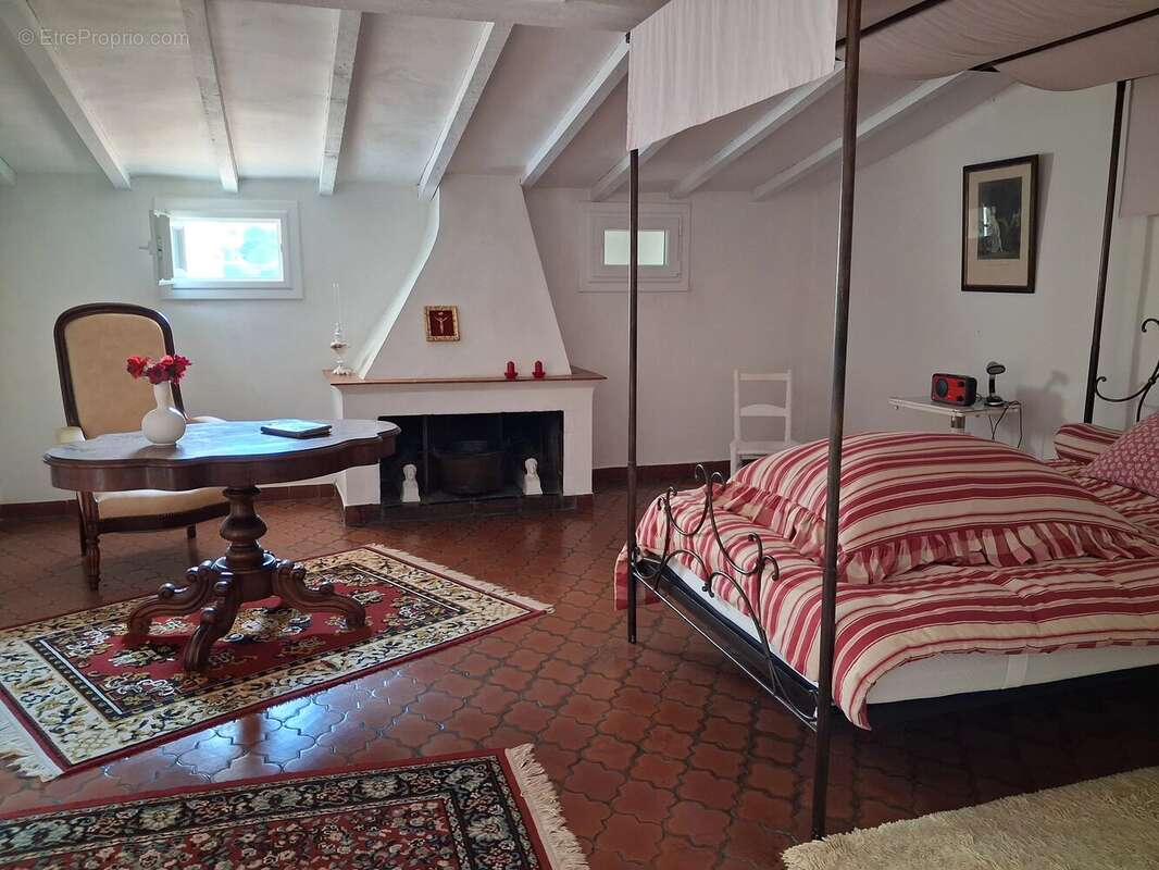 Maison à PLAN-DE-LA-TOUR