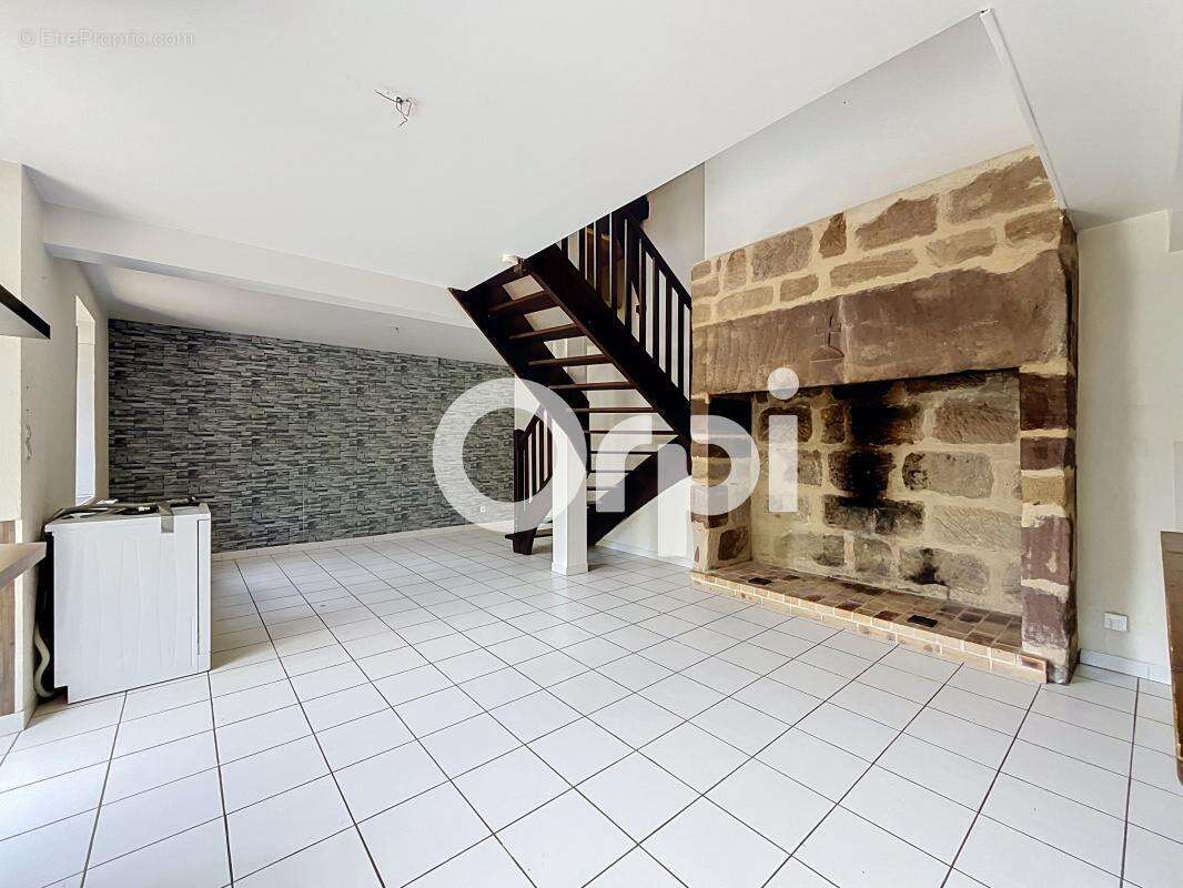 Appartement à MALEMORT-SUR-CORREZE