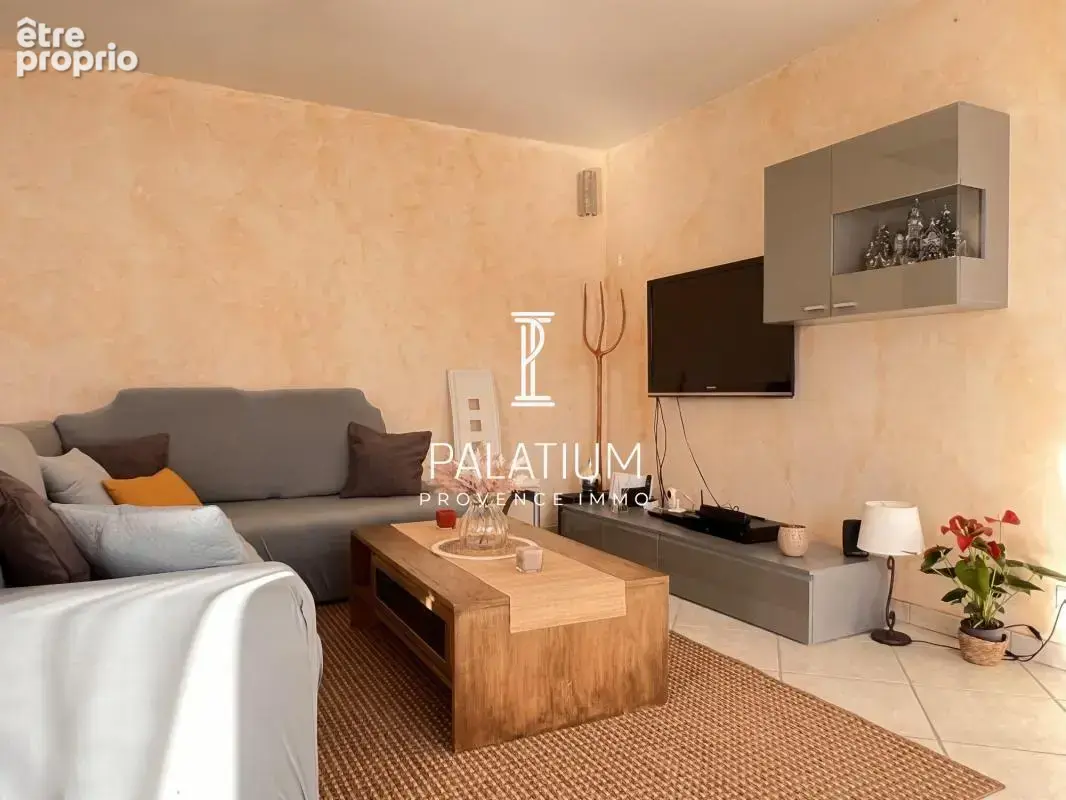 Maison d'habitation de 145 m2 et entrepôt de 82 m2 - photo 8