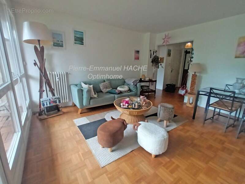 Appartement à CHAMBOURCY