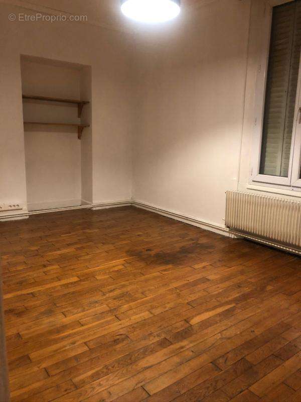 Appartement à LE PERREUX-SUR-MARNE