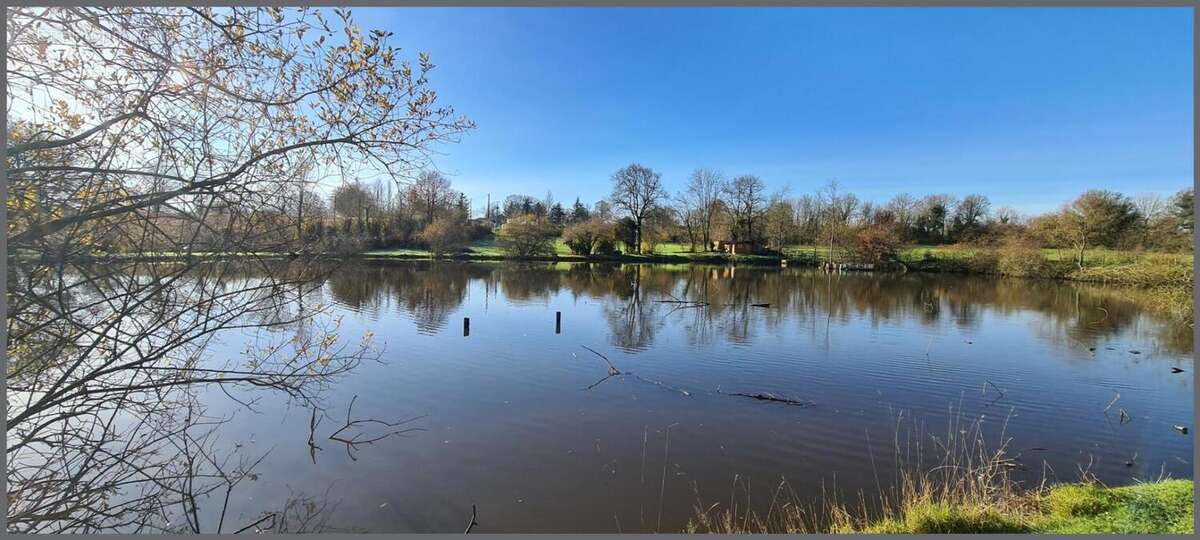 Terrain à BRESSUIRE