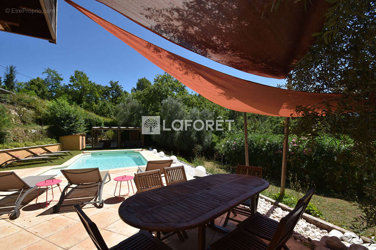 Maison à MONTAUROUX