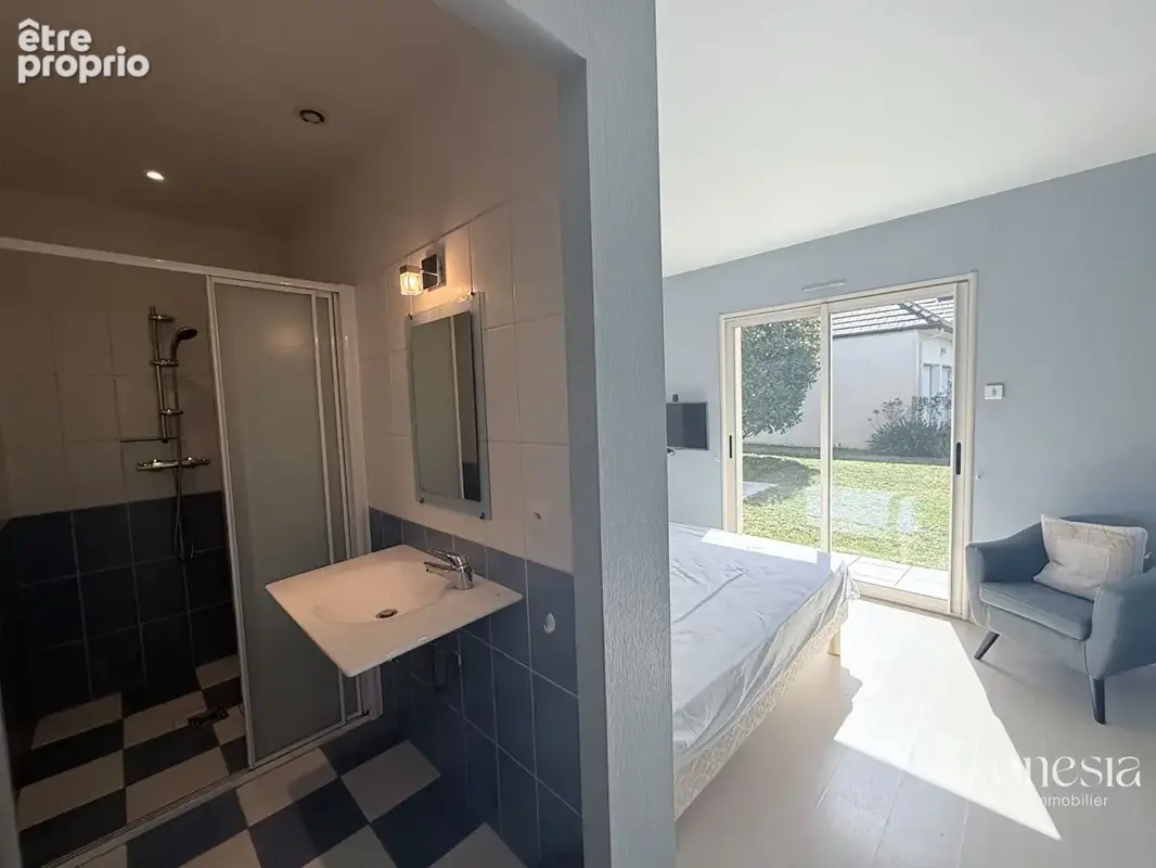 Maison 127 m² à Oloron-Sainte-Marie  - photo 7