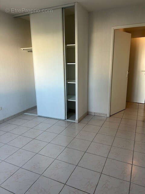 Appartement à SAINT-LAURENT-DE-LA-SALANQUE