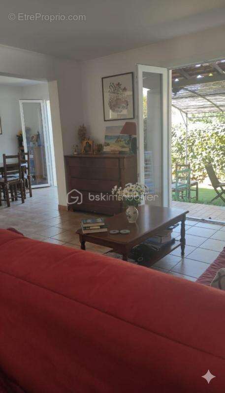 Sanary - maison - double sejour - 3 chambres - photo 5