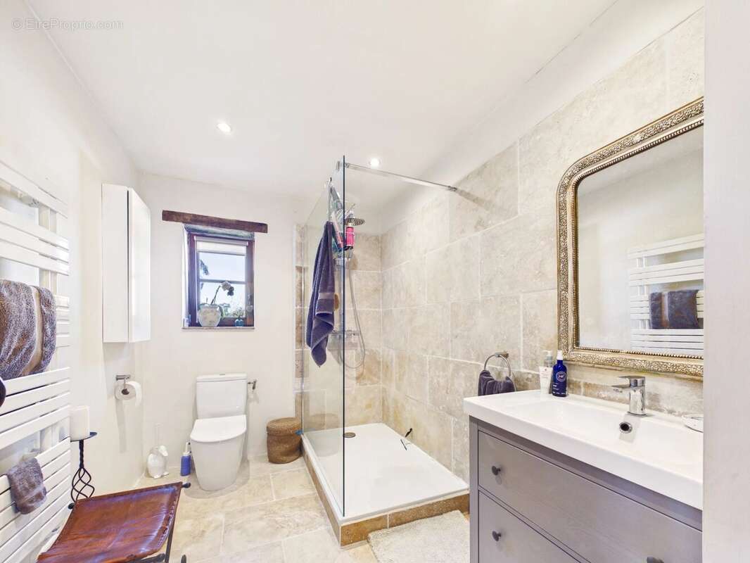 Belle demeure périgourdine avec grange et piscine - photo 11