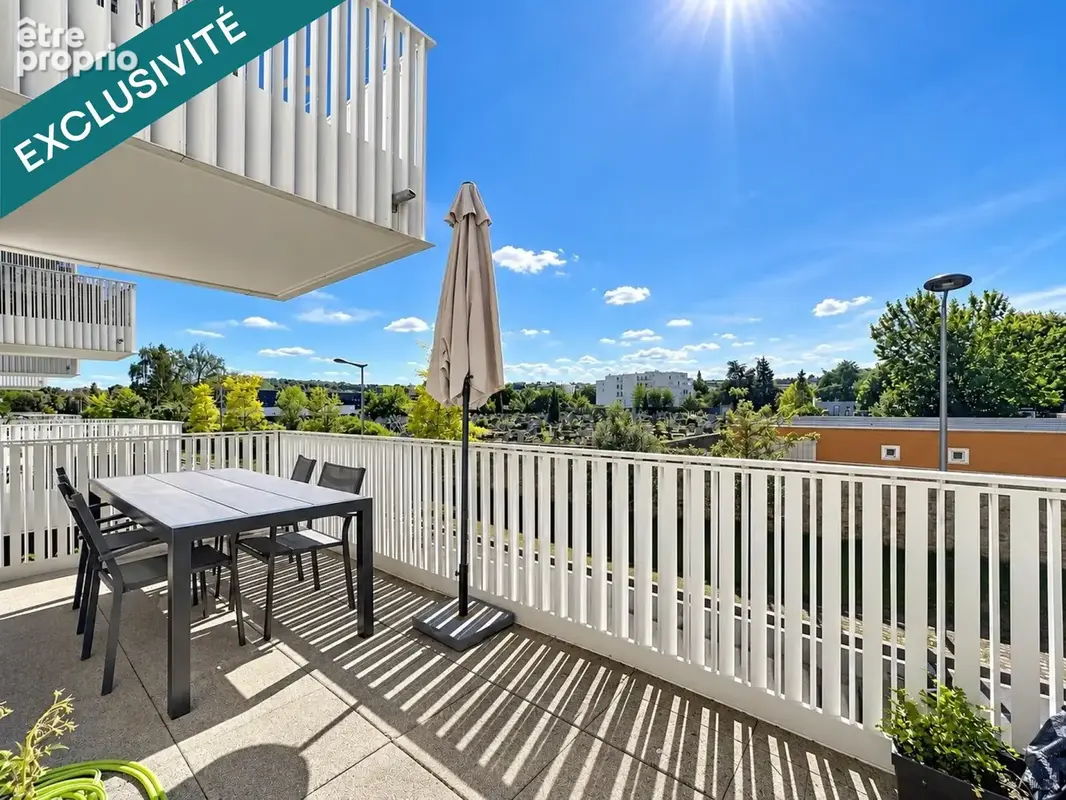 Photo 1 - Appartement à SAINT-CYR-L'ECOLE