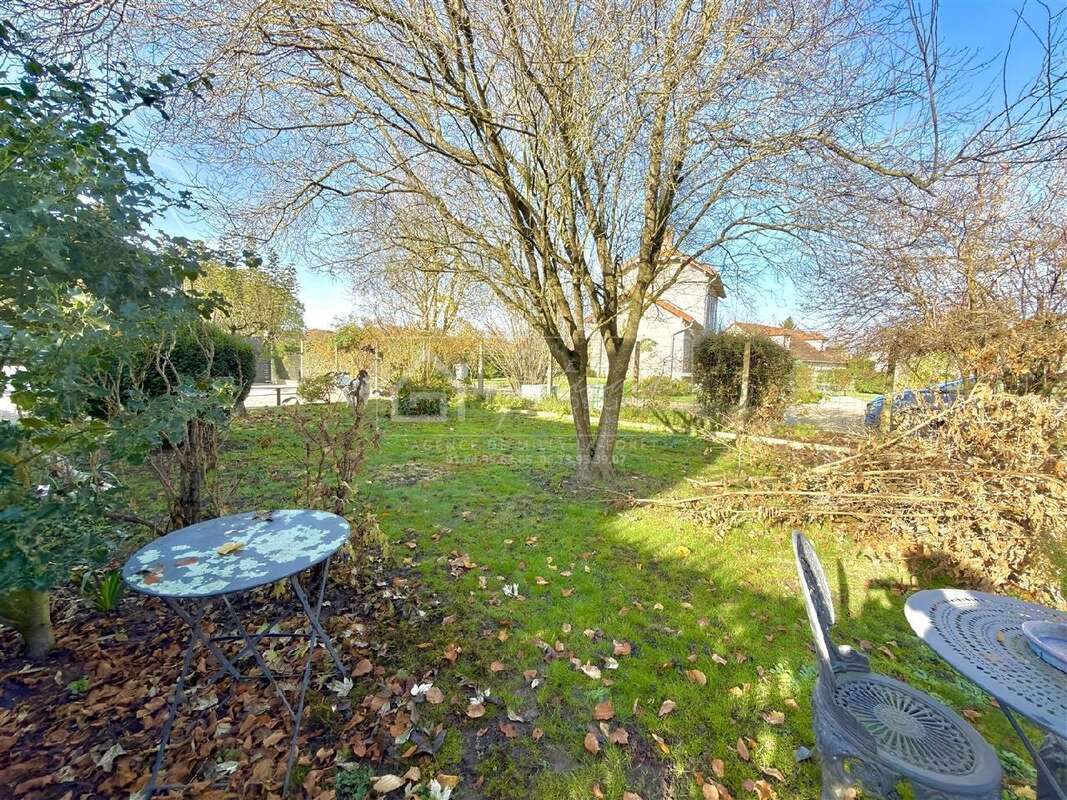 Maison à MILLY-LA-FORET