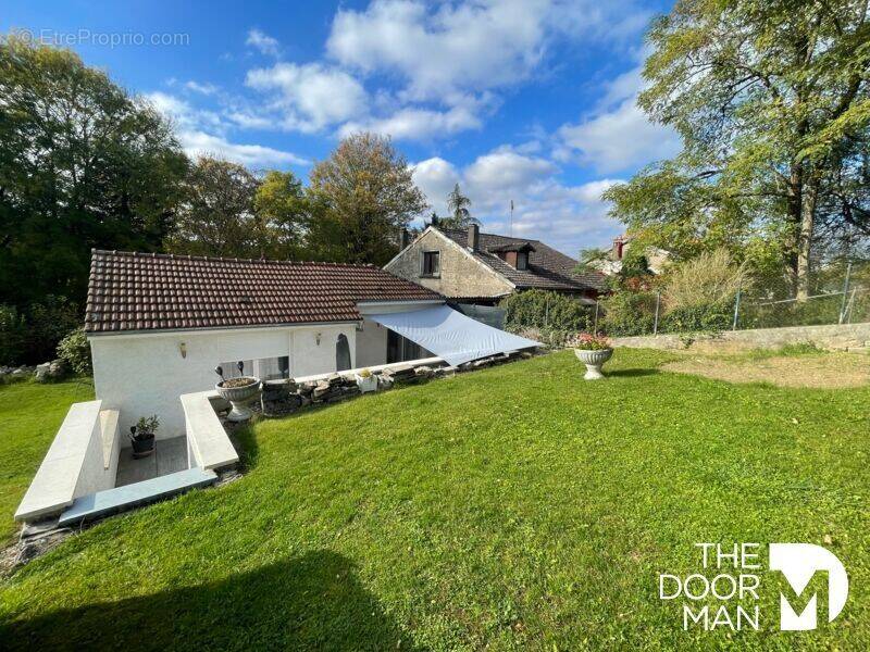 Maison à LUZY-SUR-MARNE