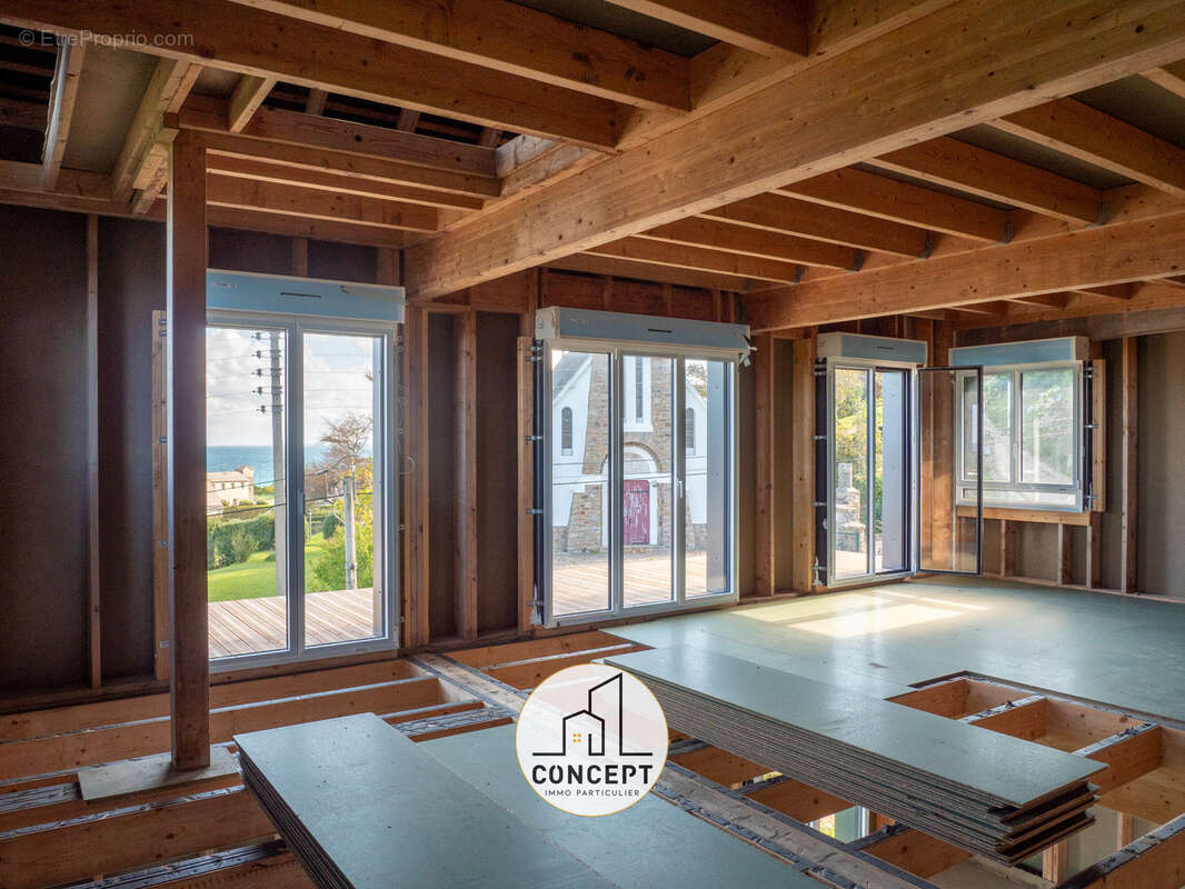 Maison à PLOUGASNOU