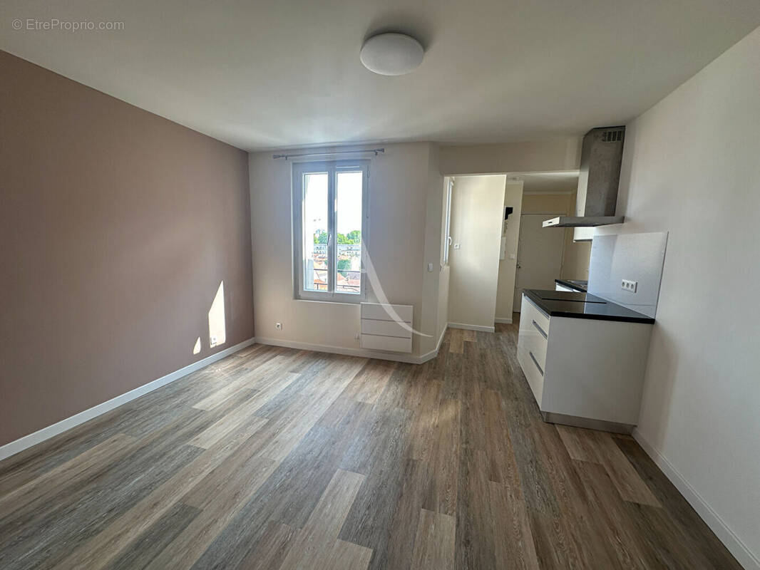 Appartement à IVRY-SUR-SEINE