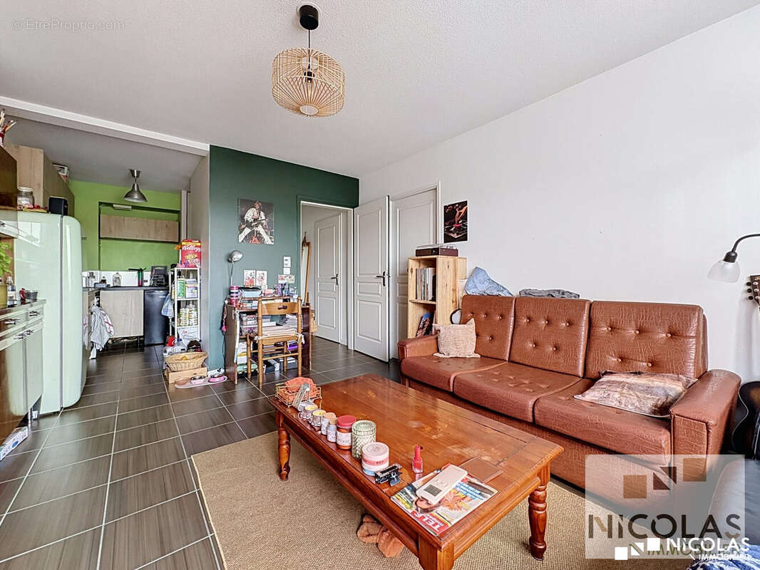 Appartement 42 m² à Eysines  - photo 3