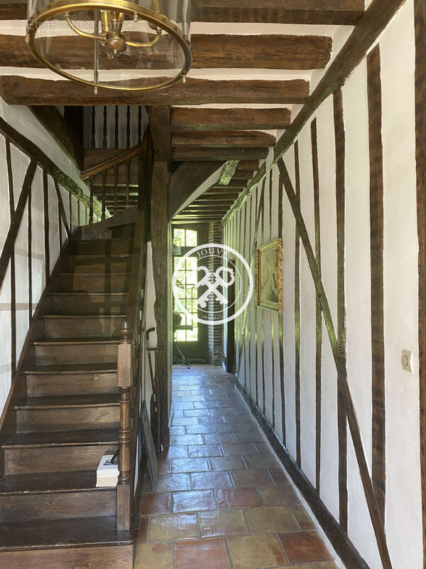Maison à AIX-EN-OTHE