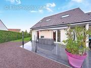 Photo 1 - Maison à SACQUENVILLE