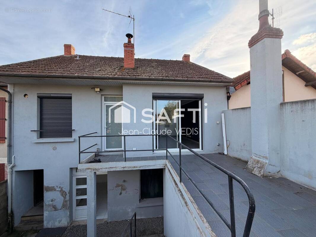 Photo 1 - Maison à MONTLUCON