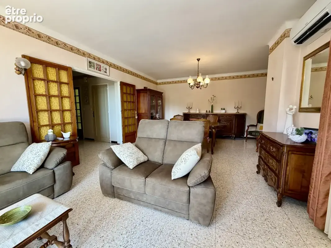 LAUDUN - Grande maison familiale avec appartement, piscine et terrain 1279m2 - photo 5
