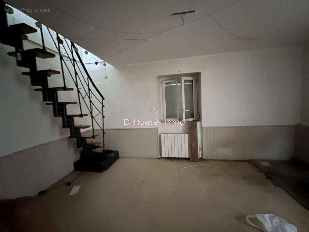 Appartement à MEHUN-SUR-YEVRE