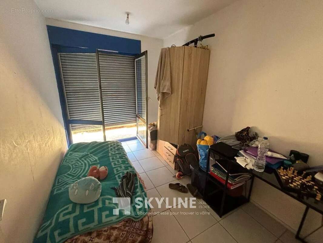 Appartement à MARSEILLE-3E