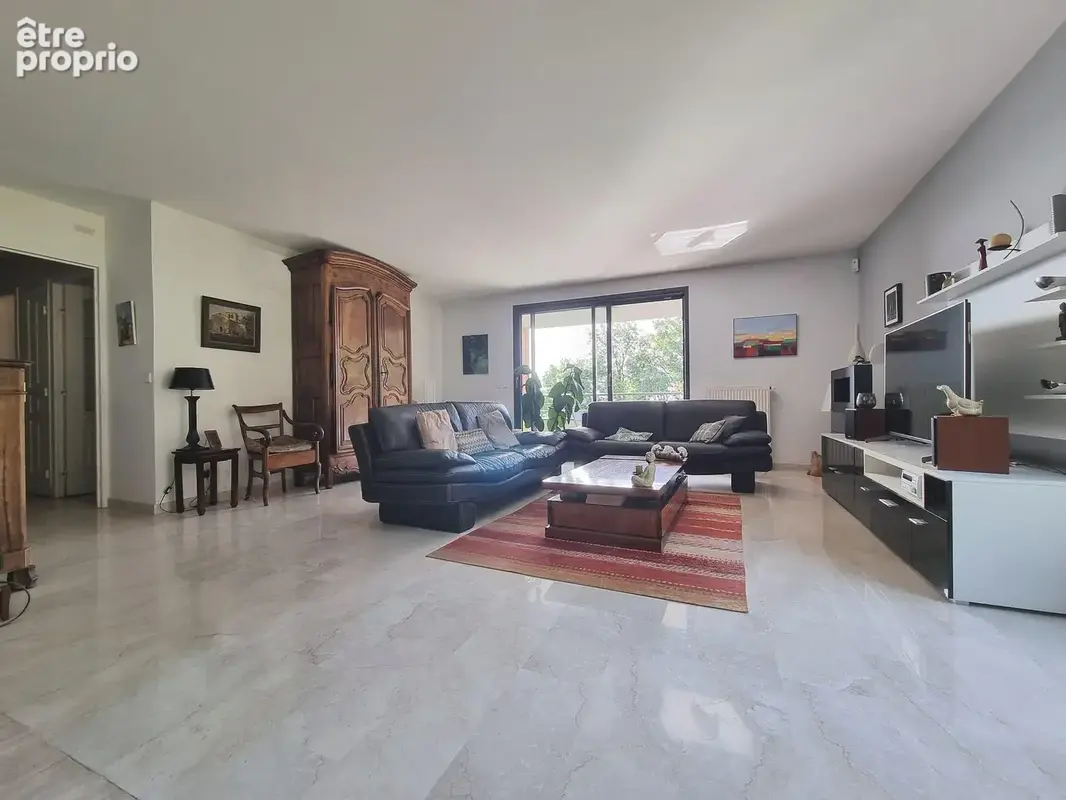 Appartement 120 m² à Sainte-Foy-Les-Lyon  - photo 5