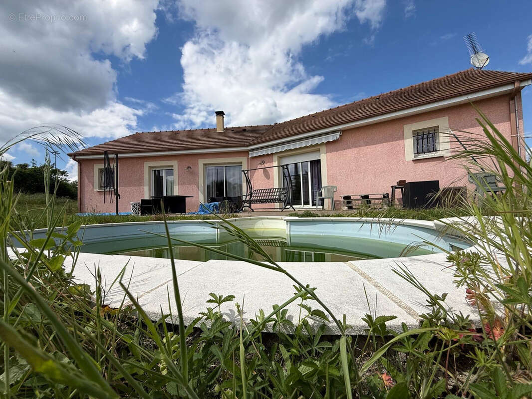 Maison à LUSIGNY