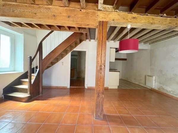 Maison 97 m² à La Motte-Saint-Martin  - photo 5