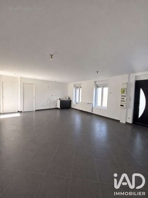 Photo 3 - Maison à VERMELLES