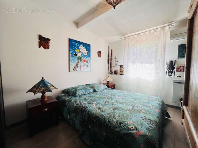 Maison à ROQUEBRUNE-SUR-ARGENS