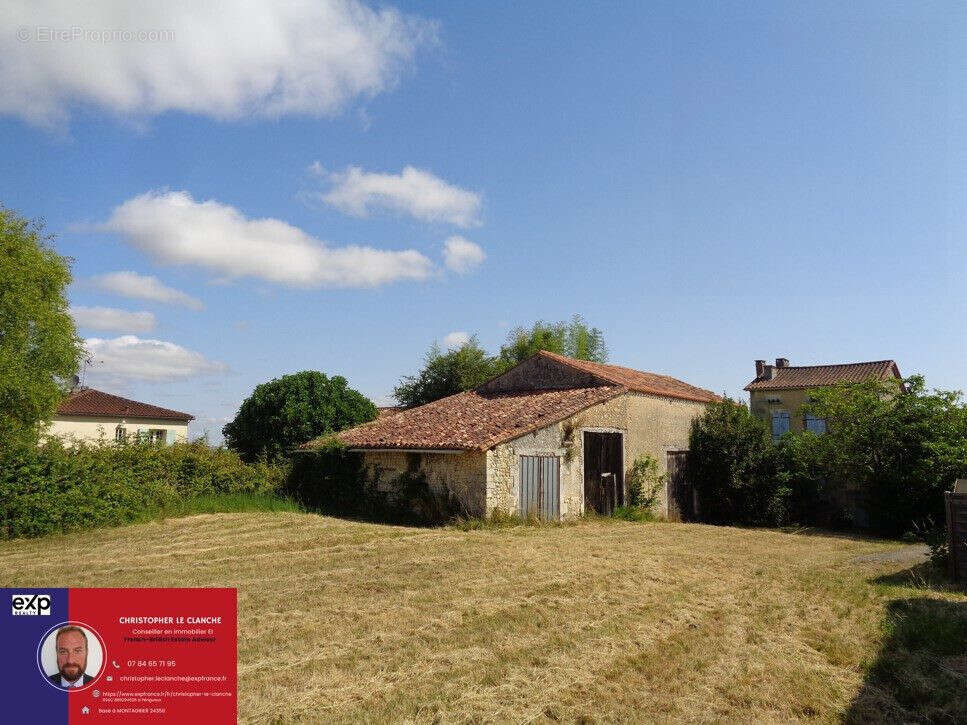 Maison 142 m² à Saint-Severin  - photo 3