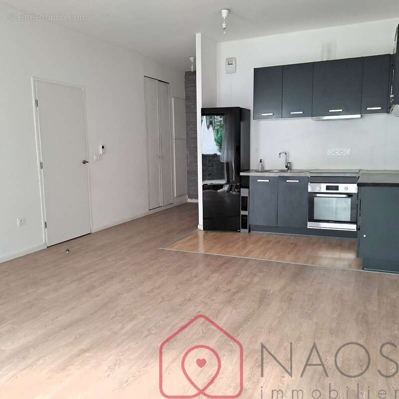 Appartement à L'ILE-SAINT-DENIS