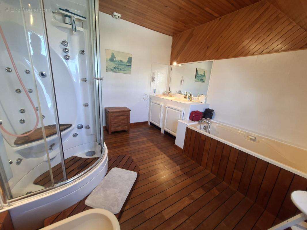 Plouézoch – Dourduff-en-Mer – Maison 137 m² avec vue dégagée, proche mer - photo 13