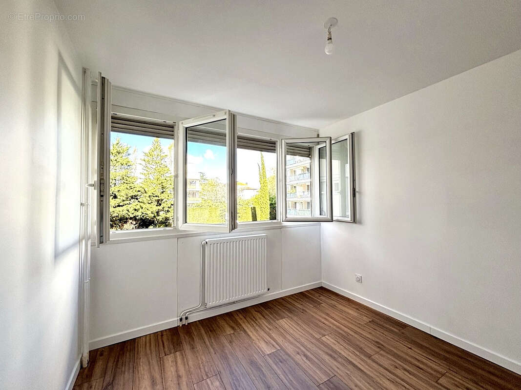 Appartement à SAINTE-FOY-LES-LYON