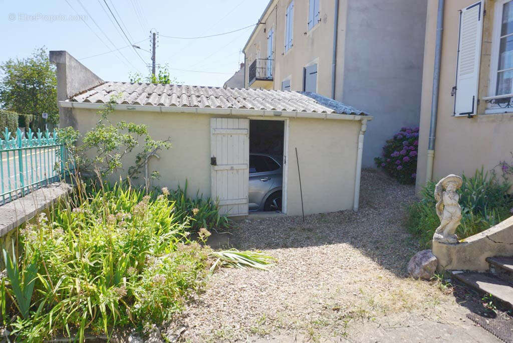 Maison à PARAY-LE-MONIAL